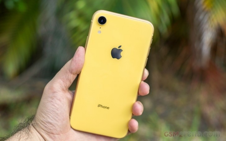 Apple are aware and set to fix iPhone XR connectivity issue in the UK
